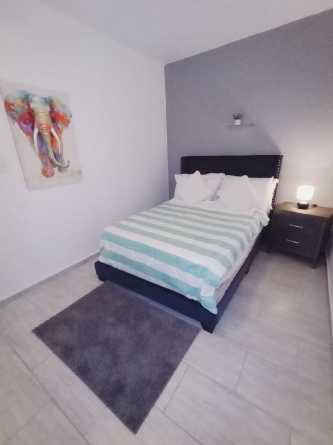 Urban Two @ Roosevelt 457 Apartamento San Juan
