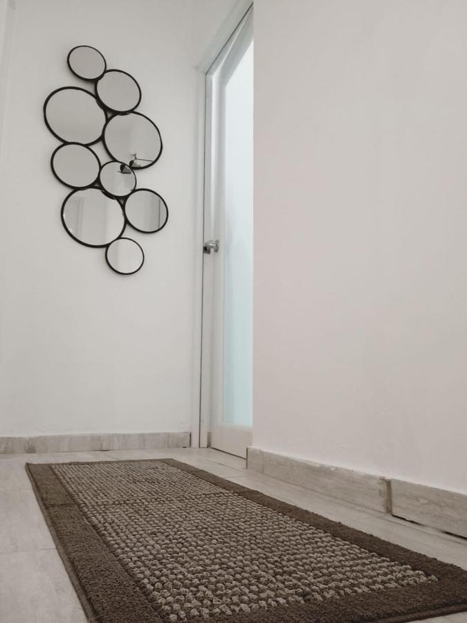 Urban Two @ Roosevelt 457 Apartamento San Juan